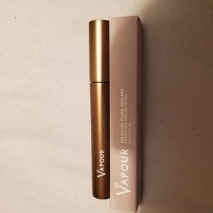 VAPOUR ENLIGHTEN ILLUMINATEUR VEGAN MASCARA IN BLACK